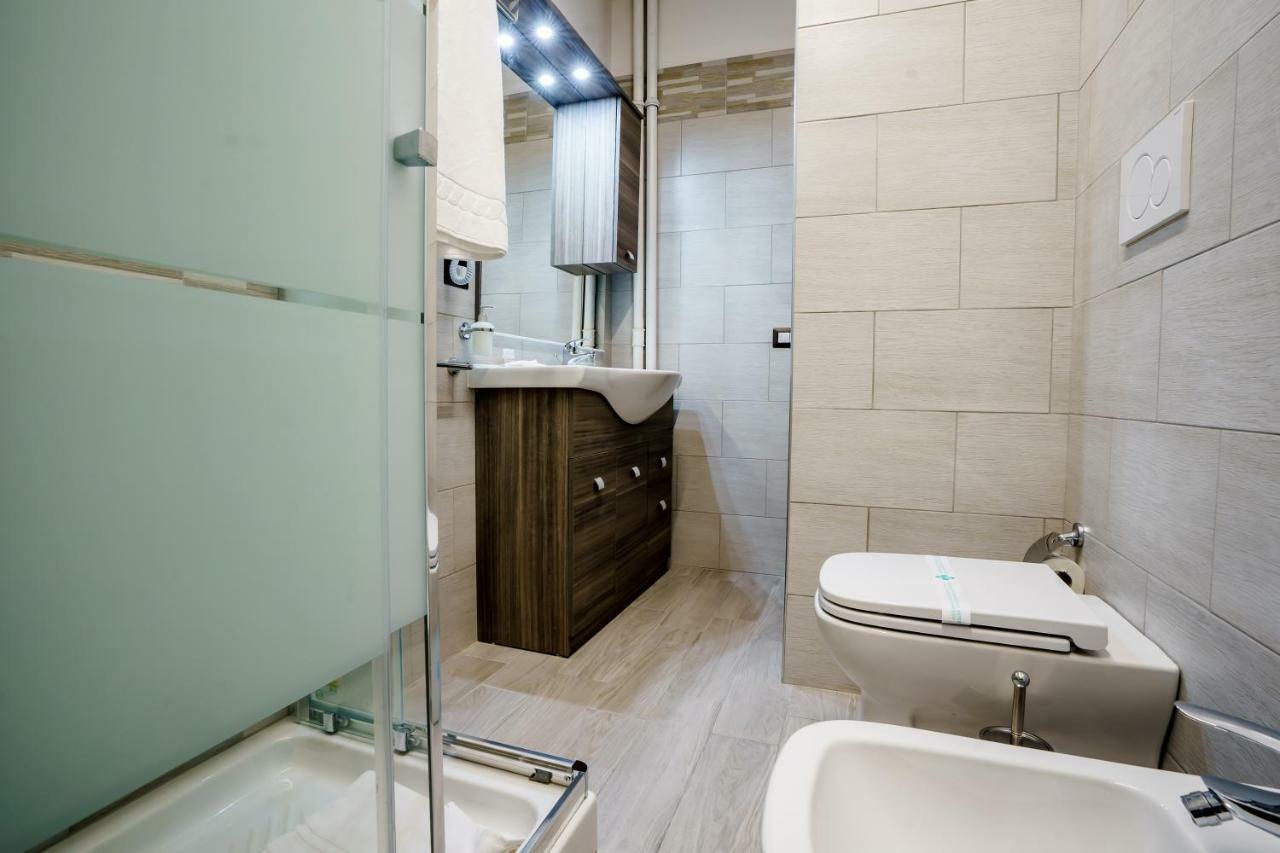 Noemi'S Rooms Guest House روما المظهر الخارجي الصورة